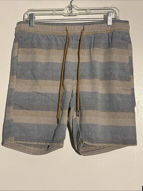 Valor Collective Light Blue & Beige Striped Casual Shorts